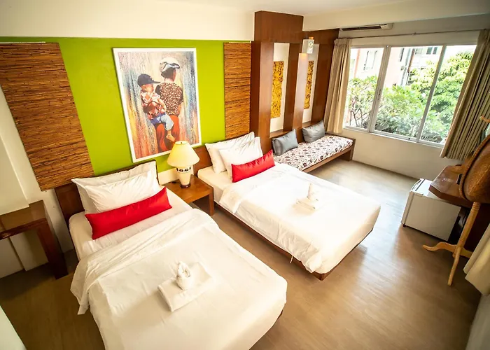 Cha-cha Banglumphu 3* Bangkok