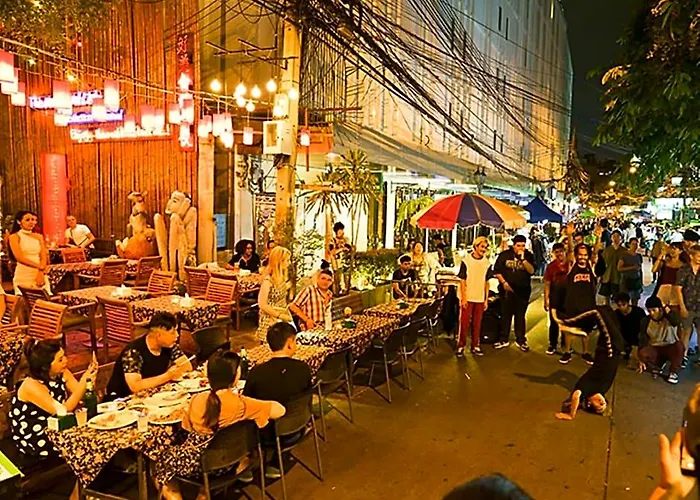 Cha-cha Banglumphu 3* Бангкок