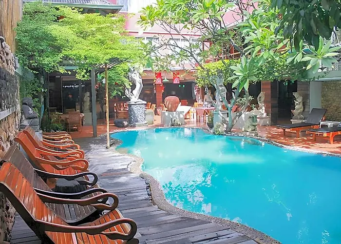 Cha-cha Banglumphu Отель