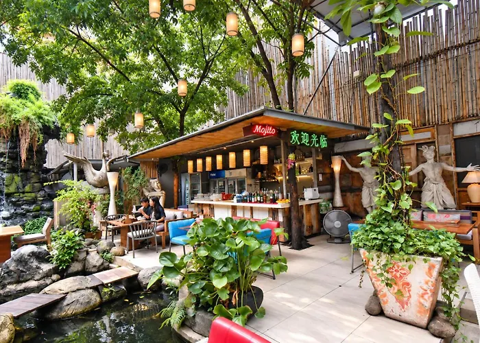 Cha-cha Banglumphu Hotell