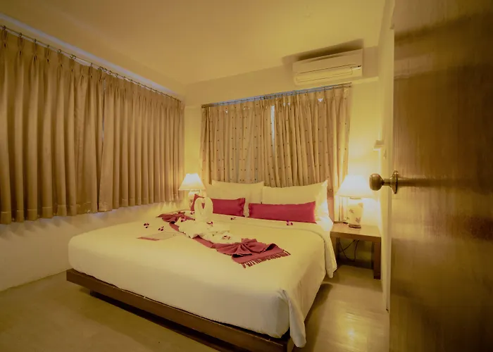 Hotel Cha-cha Banglumphu Bangkok