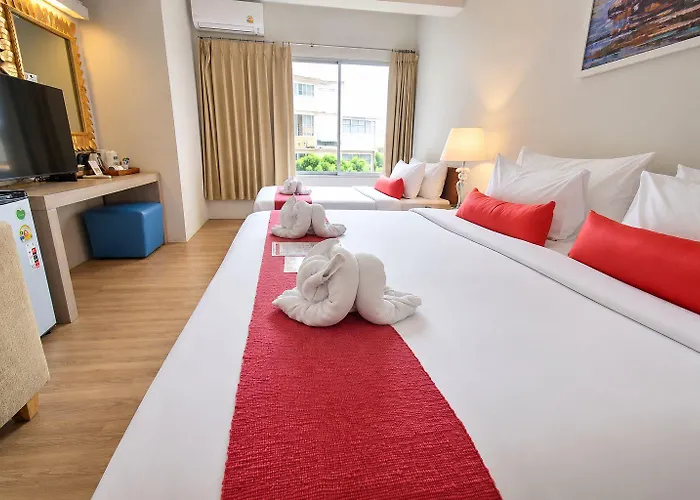 Cha-cha Banglumphu Hotel Bangkok